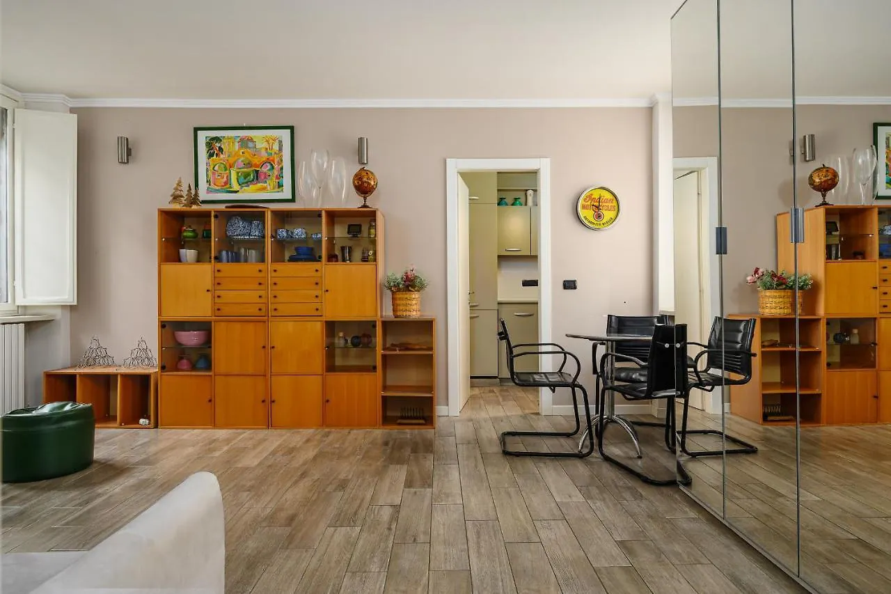 Buenos Aires Charme Apartment Milan