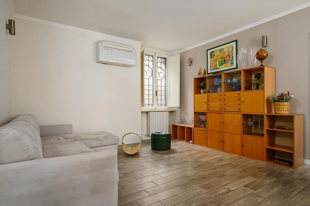 Buenos Aires Charme Apartment Milan