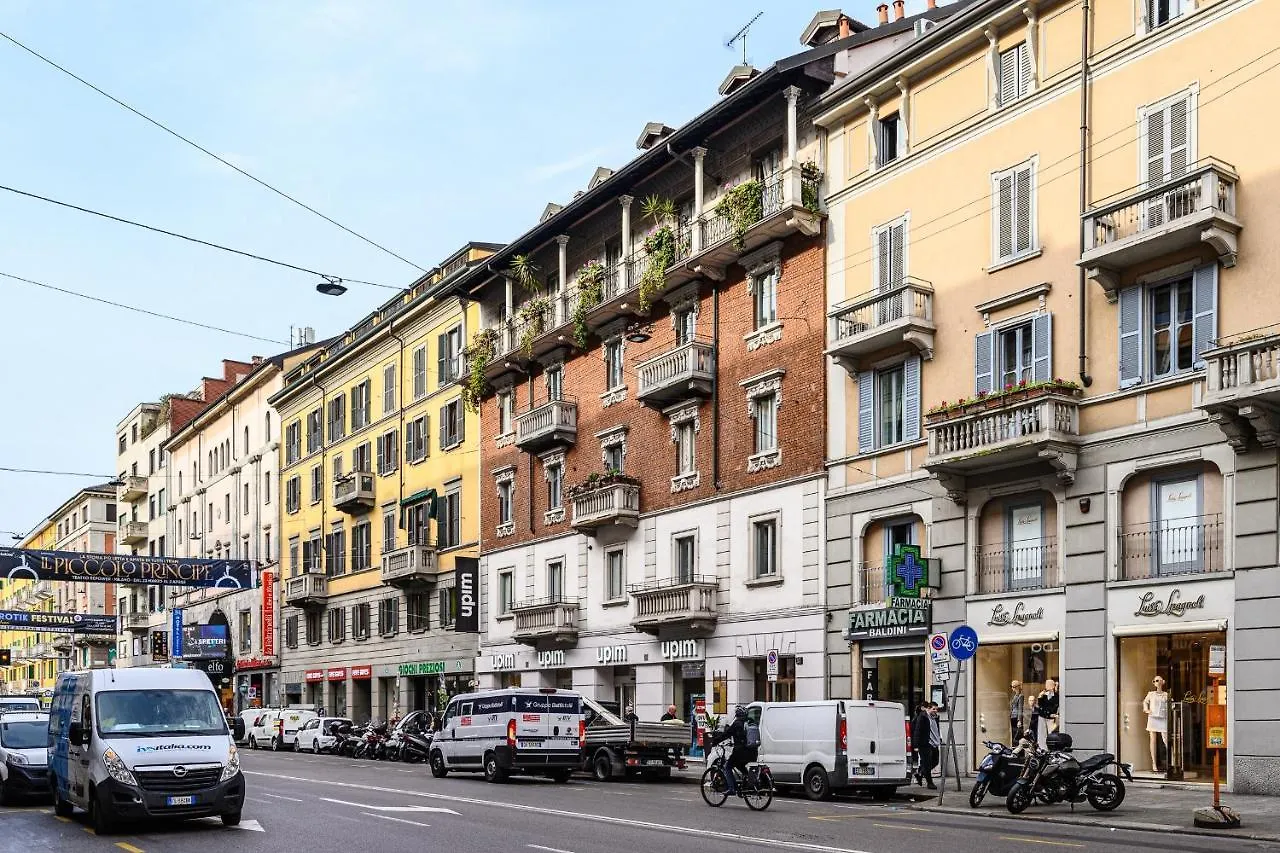 Buenos Aires Charme Apartment Milan 0*,  Italy